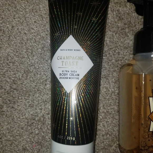 Bath and Body Works Body Cream & Hand Soap Set - Picture 2 of 4
